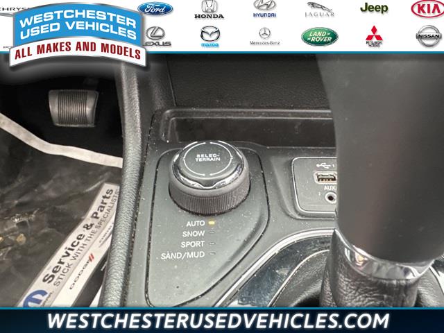 2019 Jeep Cherokee Limited, available for sale in White Plains, New York | Westchester Used Vehicles. White Plains, New York 2019 Jeep Cherokee Limited, available for sale in White Plains, New York | Westchester Used Vehicles. White Plains, New York