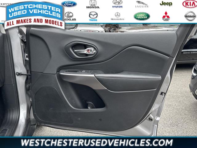2019 Jeep Cherokee Limited, available for sale in White Plains, New York | Westchester Used Vehicles. White Plains, New York 2019 Jeep Cherokee Limited, available for sale in White Plains, New York | Westchester Used Vehicles. White Plains, New York