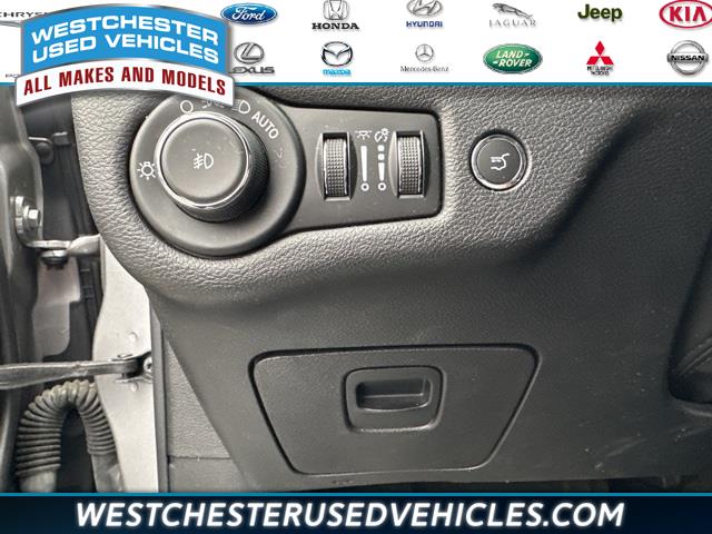 2019 Jeep Cherokee Limited, available for sale in White Plains, New York | Westchester Used Vehicles. White Plains, New York 2019 Jeep Cherokee Limited, available for sale in White Plains, New York | Westchester Used Vehicles. White Plains, New York