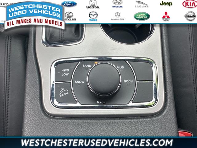 2021 Jeep Grand Cherokee Limited, available for sale in White Plains, New York | Westchester Used Vehicles. White Plains, New York 2021 Jeep Grand Cherokee Limited, available for sale in White Plains, New York | Westchester Used Vehicles. White Plains, New York