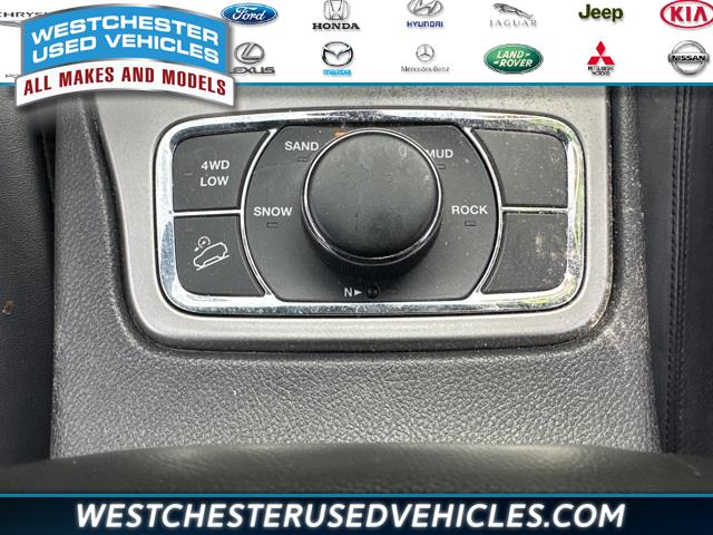 2020 Jeep Grand Cherokee Limited, available for sale in White Plains, New York | Westchester Used Vehicles. White Plains, New York 2020 Jeep Grand Cherokee Limited, available for sale in White Plains, New York | Westchester Used Vehicles. White Plains, New York