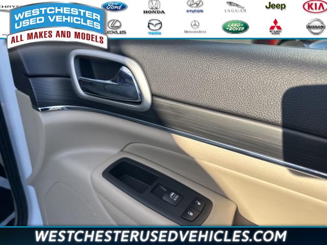2020 Jeep Grand Cherokee Limited, available for sale in White Plains, New York | Westchester Used Vehicles. White Plains, New York 2020 Jeep Grand Cherokee Limited, available for sale in White Plains, New York | Westchester Used Vehicles. White Plains, New York
