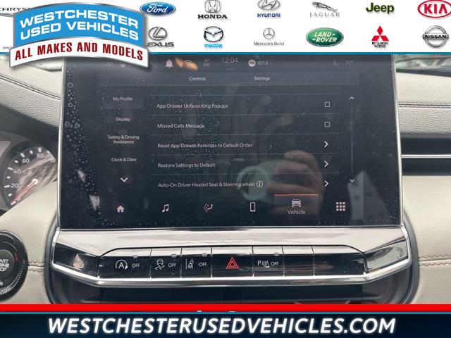 2022 Jeep Compass Limited, available for sale in White Plains, New York | Westchester Used Vehicles. White Plains, New York 2022 Jeep Compass Limited, available for sale in White Plains, New York | Westchester Used Vehicles. White Plains, New York