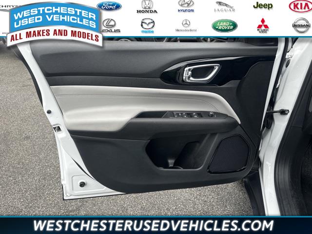 2022 Jeep Compass Limited, available for sale in White Plains, New York | Westchester Used Vehicles. White Plains, New York 2022 Jeep Compass Limited, available for sale in White Plains, New York | Westchester Used Vehicles. White Plains, New York