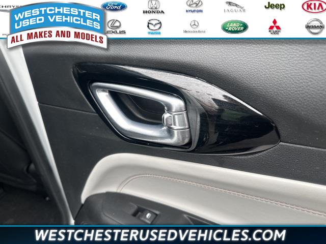 2022 Jeep Compass Limited, available for sale in White Plains, New York | Westchester Used Vehicles. White Plains, New York 2022 Jeep Compass Limited, available for sale in White Plains, New York | Westchester Used Vehicles. White Plains, New York