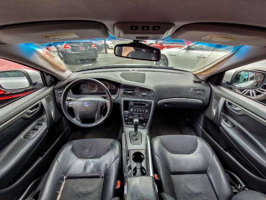2007 Volvo XC70 4dr Wgn, available for sale in Newark, New Jersey | RT Auto Center LLC. Newark, New Jersey 2007 Volvo XC70 4dr Wgn, available for sale in Newark, New Jersey | RT Auto Center LLC. Newark, New Jersey