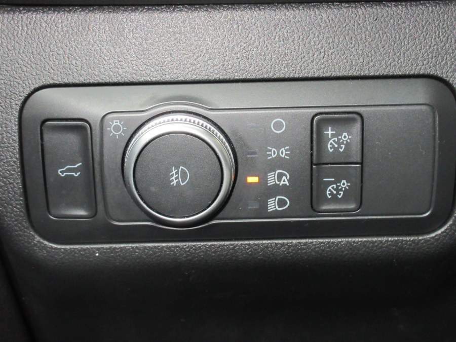 2021 Ford Escape Titanium AWD, available for sale in Linden, New Jersey | Route 27 Auto Mall. Linden, New Jersey 2021 Ford Escape Titanium AWD, available for sale in Linden, New Jersey | Route 27 Auto Mall. Linden, New Jersey