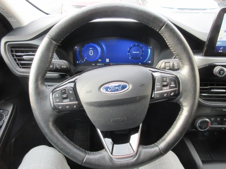 2021 Ford Escape Titanium AWD, available for sale in Linden, New Jersey | Route 27 Auto Mall. Linden, New Jersey 2021 Ford Escape Titanium AWD, available for sale in Linden, New Jersey | Route 27 Auto Mall. Linden, New Jersey