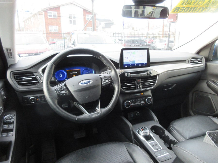 2021 Ford Escape Titanium AWD, available for sale in Linden, New Jersey | Route 27 Auto Mall. Linden, New Jersey 2021 Ford Escape Titanium AWD, available for sale in Linden, New Jersey | Route 27 Auto Mall. Linden, New Jersey