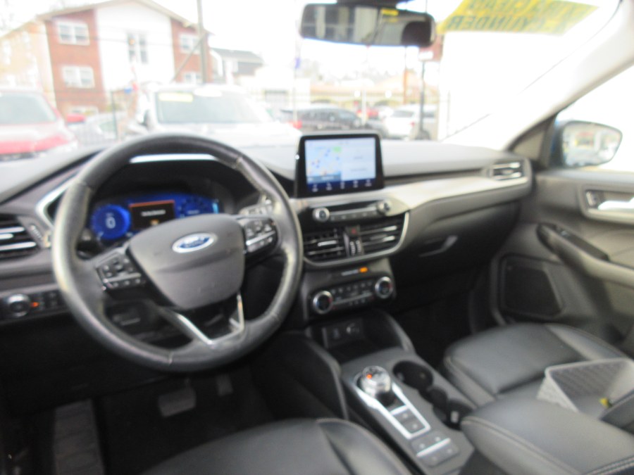 2021 Ford Escape Titanium AWD, available for sale in Linden, New Jersey | Route 27 Auto Mall. Linden, New Jersey 2021 Ford Escape Titanium AWD, available for sale in Linden, New Jersey | Route 27 Auto Mall. Linden, New Jersey