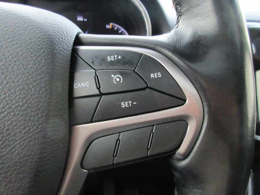 2020 Jeep Grand Cherokee Limited 4x4, available for sale in Linden, New Jersey | Route 27 Auto Mall. Linden, New Jersey 2020 Jeep Grand Cherokee Limited 4x4, available for sale in Linden, New Jersey | Route 27 Auto Mall. Linden, New Jersey