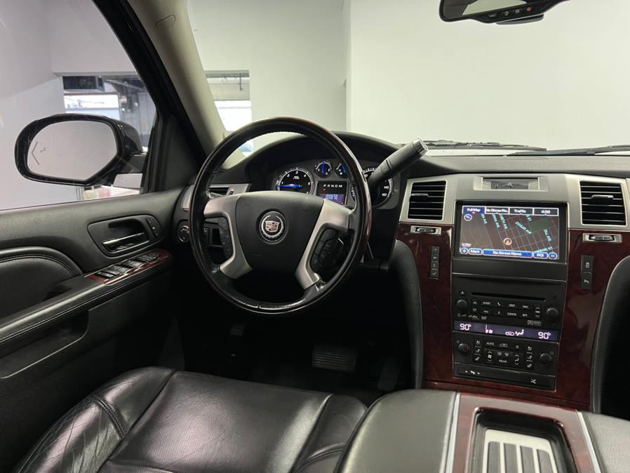 2013 Cadillac Escalade ESV AWD 4dr Premium, available for sale in Elizabeth, New Jersey | M Auto Group. Elizabeth, New Jersey 2013 Cadillac Escalade ESV AWD 4dr Premium, available for sale in Elizabeth, New Jersey | M Auto Group. Elizabeth, New Jersey