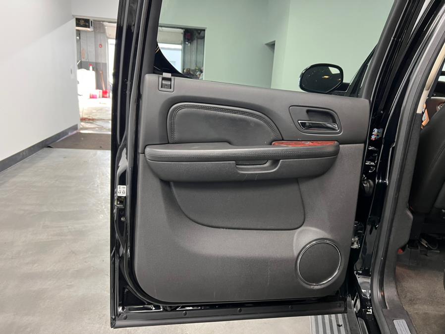 2013 Cadillac Escalade ESV AWD 4dr Premium, available for sale in Elizabeth, New Jersey | M Auto Group. Elizabeth, New Jersey 2013 Cadillac Escalade ESV AWD 4dr Premium, available for sale in Elizabeth, New Jersey | M Auto Group. Elizabeth, New Jersey