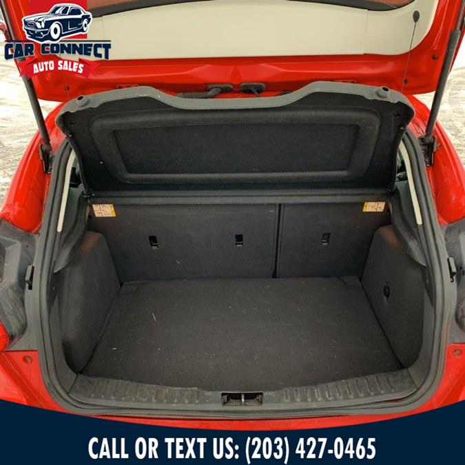 2012 Ford Focus 5dr HB SEL, available for sale in Waterbury, Connecticut | Car Connect Auto Sales LLC. Waterbury, Connecticut 2012 Ford Focus 5dr HB SEL, available for sale in Waterbury, Connecticut | Car Connect Auto Sales LLC. Waterbury, Connecticut