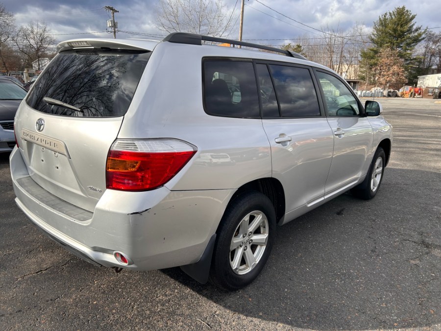2010 Toyota Highlander 4WD 4dr V6 Base, available for sale in South Hadley, Massachusetts | Payless Auto Sale. South Hadley, Massachusetts 2010 Toyota Highlander 4WD 4dr V6 Base, available for sale in South Hadley, Massachusetts | Payless Auto Sale. South Hadley, Massachusetts