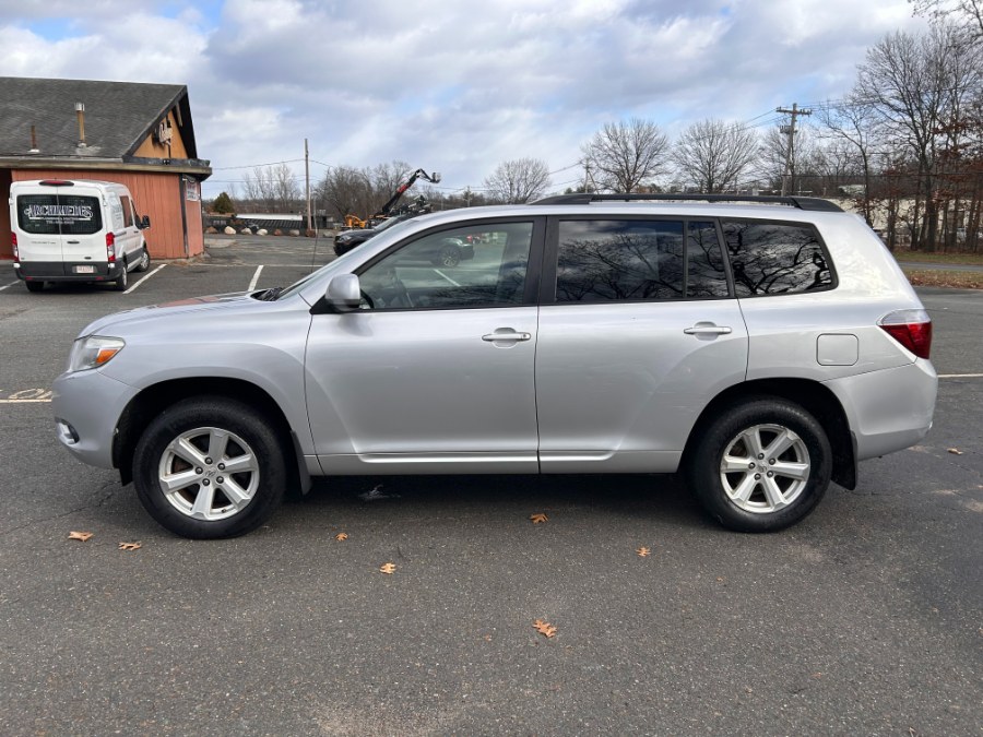 2010 Toyota Highlander 4WD 4dr V6 Base, available for sale in South Hadley, Massachusetts | Payless Auto Sale. South Hadley, Massachusetts 2010 Toyota Highlander 4WD 4dr V6 Base, available for sale in South Hadley, Massachusetts | Payless Auto Sale. South Hadley, Massachusetts