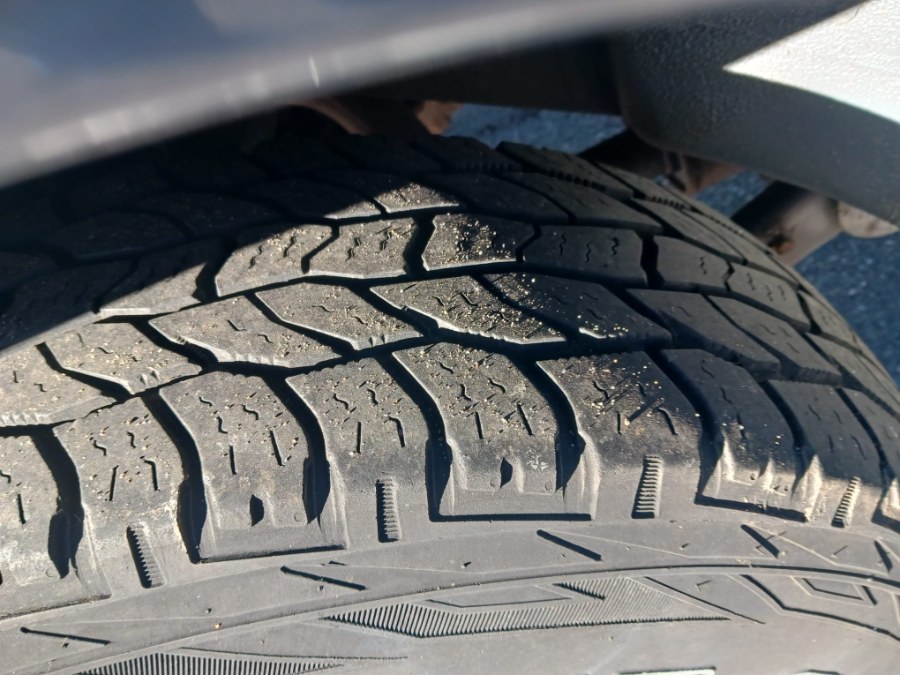 2003 Jeep Grand Cherokee 4dr Laredo 4WD, available for sale in South Hadley, Massachusetts | Payless Auto Sale. South Hadley, Massachusetts 2003 Jeep Grand Cherokee 4dr Laredo 4WD, available for sale in South Hadley, Massachusetts | Payless Auto Sale. South Hadley, Massachusetts