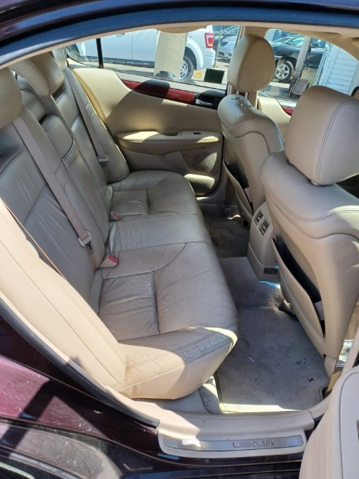 2003 Lexus ES 300 4dr Sdn, available for sale in South Hadley, Massachusetts | Payless Auto Sale. South Hadley, Massachusetts 2003 Lexus ES 300 4dr Sdn, available for sale in South Hadley, Massachusetts | Payless Auto Sale. South Hadley, Massachusetts