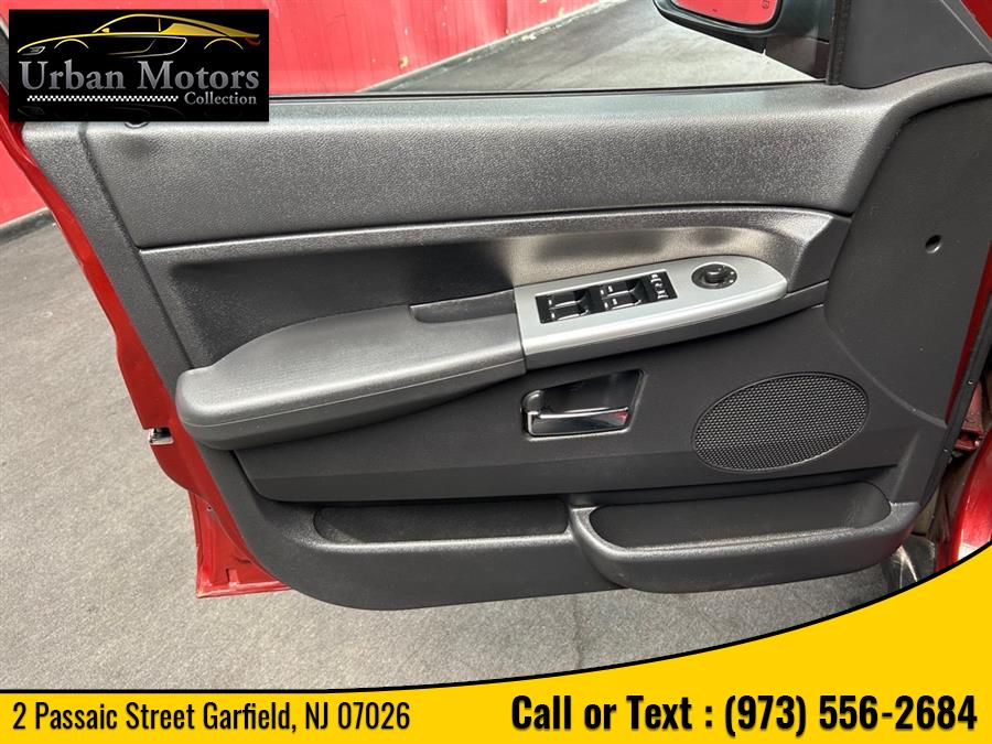 2009 Jeep Grand Cherokee Laredo, available for sale in Garfield, New Jersey | Urban Motors Collection. Garfield, New Jersey 2009 Jeep Grand Cherokee Laredo, available for sale in Garfield, New Jersey | Urban Motors Collection. Garfield, New Jersey