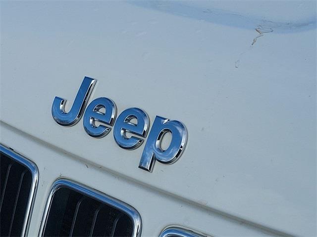 2015 Jeep Grand Cherokee Limited, available for sale in Avon, Connecticut | Sullivan Automotive Group. Avon, Connecticut 2015 Jeep Grand Cherokee Limited, available for sale in Avon, Connecticut | Sullivan Automotive Group. Avon, Connecticut