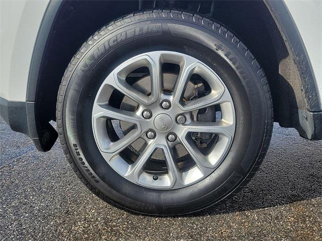 2015 Jeep Grand Cherokee Limited, available for sale in Avon, Connecticut | Sullivan Automotive Group. Avon, Connecticut 2015 Jeep Grand Cherokee Limited, available for sale in Avon, Connecticut | Sullivan Automotive Group. Avon, Connecticut