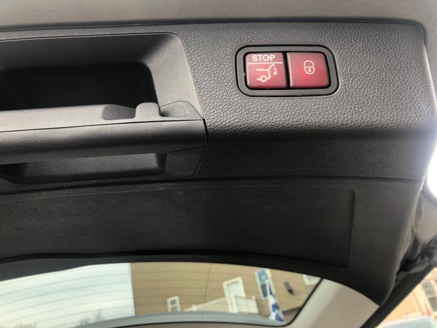 2013 Mercedes-Benz GLK-Class 4MATIC 4dr GLK350, available for sale in Irvington, New Jersey | Elis Motors Corp. Irvington, New Jersey 2013 Mercedes-Benz GLK-Class 4MATIC 4dr GLK350, available for sale in Irvington, New Jersey | Elis Motors Corp. Irvington, New Jersey