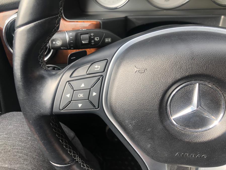2013 Mercedes-Benz GLK-Class 4MATIC 4dr GLK350, available for sale in Irvington, New Jersey | Elis Motors Corp. Irvington, New Jersey 2013 Mercedes-Benz GLK-Class 4MATIC 4dr GLK350, available for sale in Irvington, New Jersey | Elis Motors Corp. Irvington, New Jersey