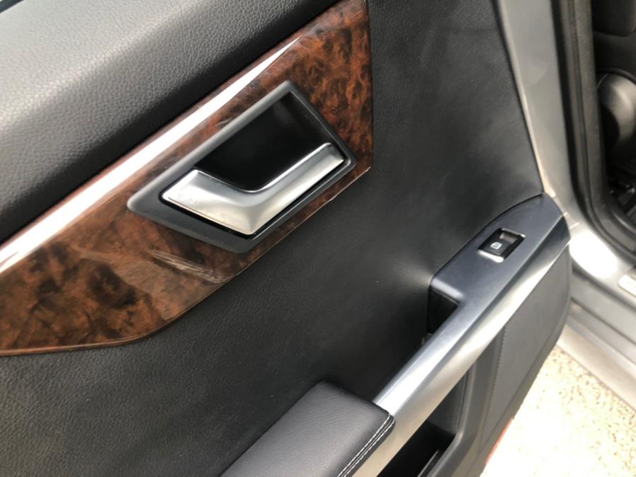 2013 Mercedes-Benz GLK-Class 4MATIC 4dr GLK350, available for sale in Irvington, New Jersey | Elis Motors Corp. Irvington, New Jersey 2013 Mercedes-Benz GLK-Class 4MATIC 4dr GLK350, available for sale in Irvington, New Jersey | Elis Motors Corp. Irvington, New Jersey
