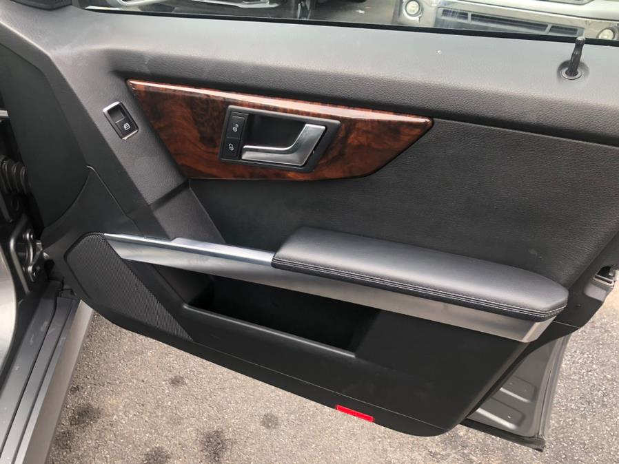 2013 Mercedes-Benz GLK-Class 4MATIC 4dr GLK350, available for sale in Irvington, New Jersey | Elis Motors Corp. Irvington, New Jersey 2013 Mercedes-Benz GLK-Class 4MATIC 4dr GLK350, available for sale in Irvington, New Jersey | Elis Motors Corp. Irvington, New Jersey