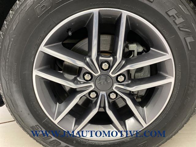 2020 Jeep Grand Cherokee Limited 4x4, available for sale in Naugatuck, Connecticut | J&M Automotive Sls&Svc LLC. Naugatuck, Connecticut 2020 Jeep Grand Cherokee Limited 4x4, available for sale in Naugatuck, Connecticut | J&M Automotive Sls&Svc LLC. Naugatuck, Connecticut