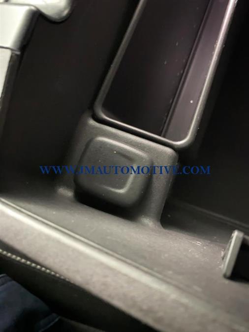 2015 Chevrolet Silverado 1500 4WD Crew Cab 143.5 LTZ w/1LZ, available for sale in Naugatuck, Connecticut | J&M Automotive Sls&Svc LLC. Naugatuck, Connecticut 2015 Chevrolet Silverado 1500 4WD Crew Cab 143.5 LTZ w/1LZ, available for sale in Naugatuck, Connecticut | J&M Automotive Sls&Svc LLC. Naugatuck, Connecticut