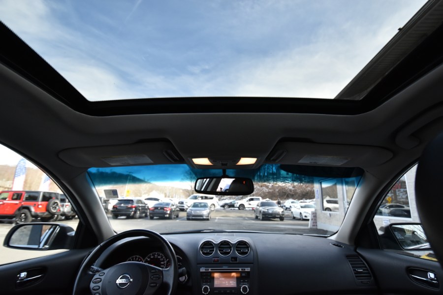 2012 Nissan Altima 4dr Sdn V6 CVT 3.5 SR, available for sale in Waterbury, Connecticut | Highline Car Connection. Waterbury, Connecticut 2012 Nissan Altima 4dr Sdn V6 CVT 3.5 SR, available for sale in Waterbury, Connecticut | Highline Car Connection. Waterbury, Connecticut