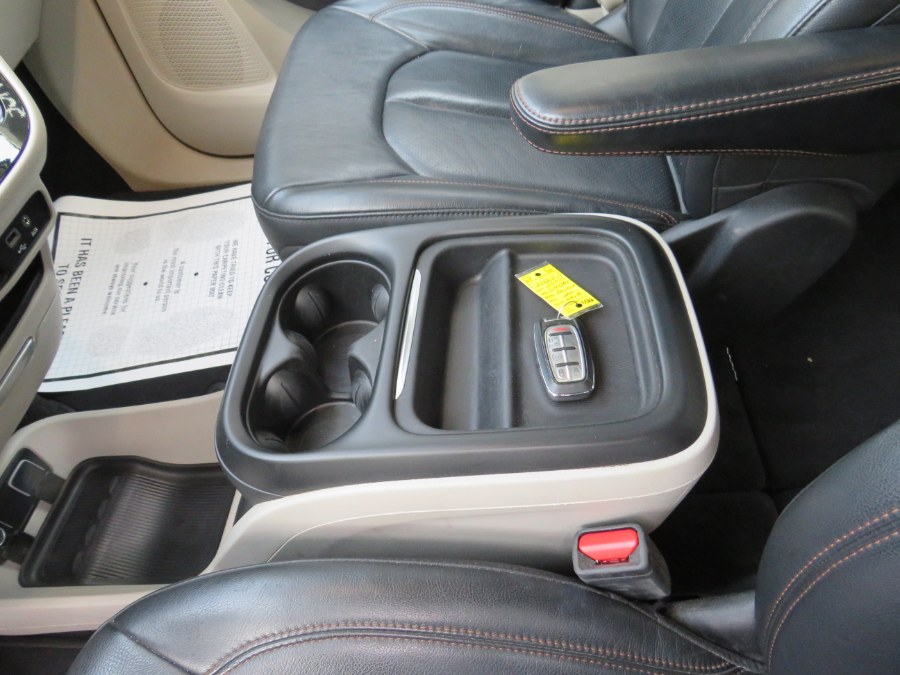 2020 Chrysler Pacifica Touring L FWD, available for sale in Middle Village, New York | Road Masters II INC. Middle Village, New York 2020 Chrysler Pacifica Touring L FWD, available for sale in Middle Village, New York | Road Masters II INC. Middle Village, New York