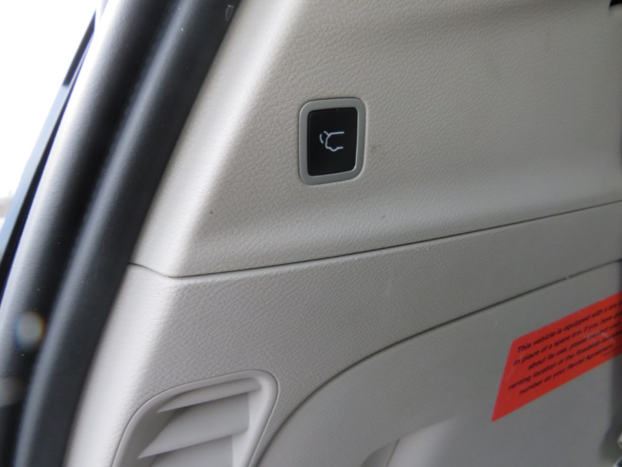 2020 Chrysler Pacifica Touring L FWD, available for sale in Middle Village, New York | Road Masters II INC. Middle Village, New York 2020 Chrysler Pacifica Touring L FWD, available for sale in Middle Village, New York | Road Masters II INC. Middle Village, New York