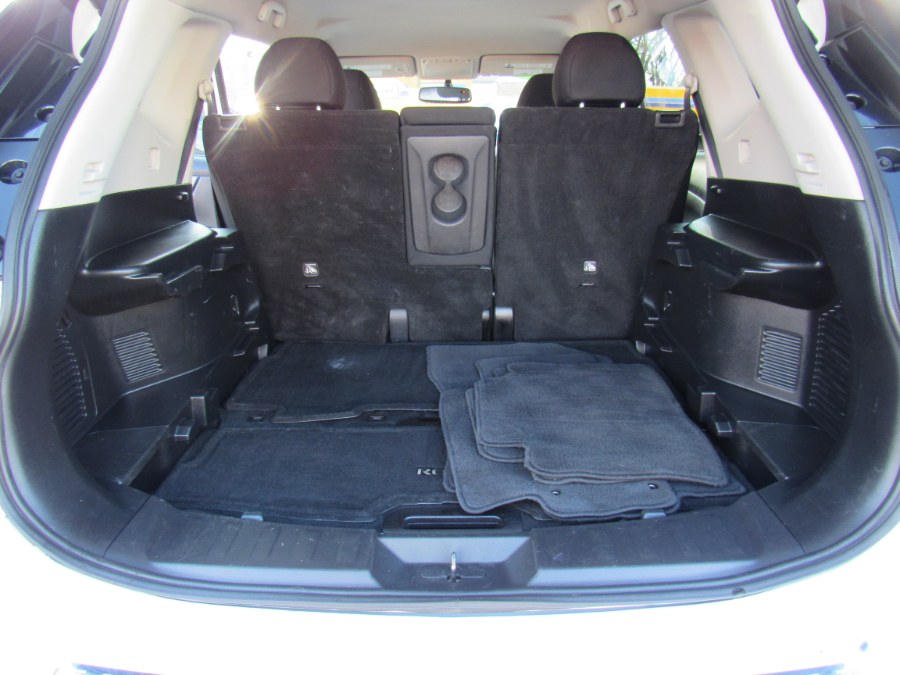 2017 Nissan Rogue SV, available for sale in Worcester, Massachusetts | Hilario's Auto Sales Inc.. Worcester, Massachusetts 2017 Nissan Rogue SV, available for sale in Worcester, Massachusetts | Hilario's Auto Sales Inc.. Worcester, Massachusetts