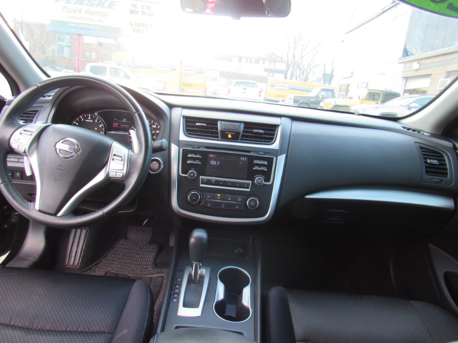 2016 Nissan Altima SR, available for sale in Worcester, Massachusetts | Hilario's Auto Sales Inc.. Worcester, Massachusetts 2016 Nissan Altima SR, available for sale in Worcester, Massachusetts | Hilario's Auto Sales Inc.. Worcester, Massachusetts