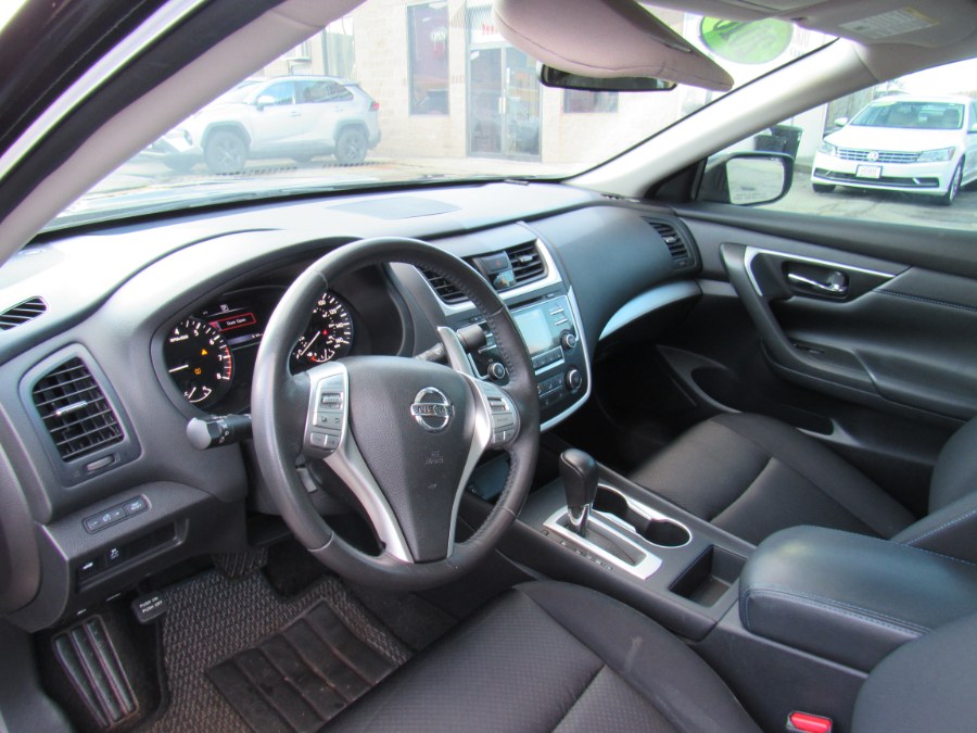 2016 Nissan Altima SR, available for sale in Worcester, Massachusetts | Hilario's Auto Sales Inc.. Worcester, Massachusetts 2016 Nissan Altima SR, available for sale in Worcester, Massachusetts | Hilario's Auto Sales Inc.. Worcester, Massachusetts