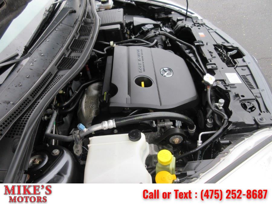 2015 Mazda Mazda5 4dr Wgn Auto Sport, available for sale in Stratford, Connecticut | Mike's Motors LLC. Stratford, Connecticut 2015 Mazda Mazda5 4dr Wgn Auto Sport, available for sale in Stratford, Connecticut | Mike's Motors LLC. Stratford, Connecticut
