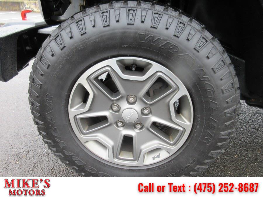 2015 Jeep Wrangler Unlimited 4WD 4dr Sport, available for sale in Stratford, Connecticut | Mike's Motors LLC. Stratford, Connecticut 2015 Jeep Wrangler Unlimited 4WD 4dr Sport, available for sale in Stratford, Connecticut | Mike's Motors LLC. Stratford, Connecticut
