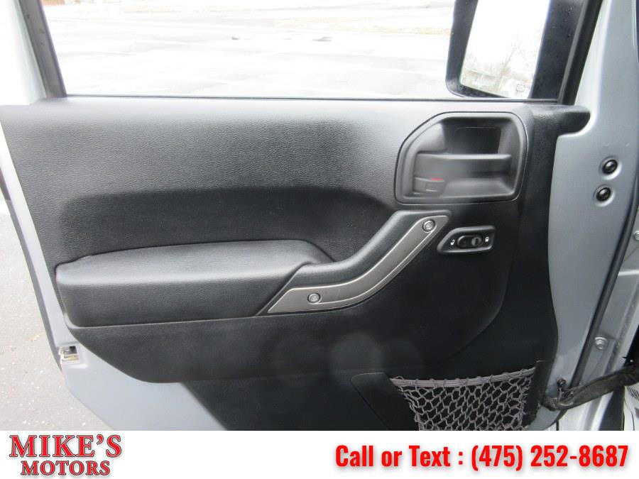 2015 Jeep Wrangler Unlimited 4WD 4dr Sport, available for sale in Stratford, Connecticut | Mike's Motors LLC. Stratford, Connecticut 2015 Jeep Wrangler Unlimited 4WD 4dr Sport, available for sale in Stratford, Connecticut | Mike's Motors LLC. Stratford, Connecticut