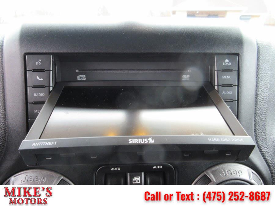 2015 Jeep Wrangler Unlimited 4WD 4dr Sport, available for sale in Stratford, Connecticut | Mike's Motors LLC. Stratford, Connecticut 2015 Jeep Wrangler Unlimited 4WD 4dr Sport, available for sale in Stratford, Connecticut | Mike's Motors LLC. Stratford, Connecticut