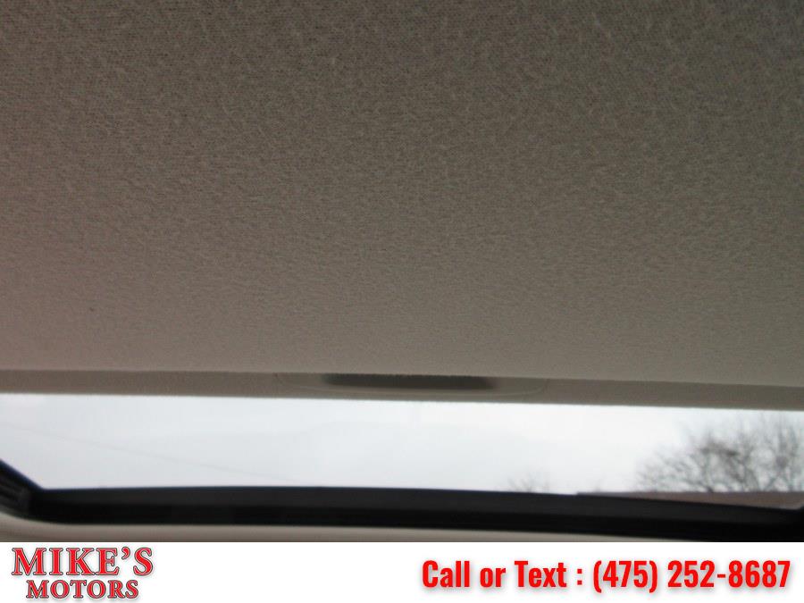 2007 Toyota Camry 4dr Sdn I4 Auto LE (Natl), available for sale in Stratford, Connecticut | Mike's Motors LLC. Stratford, Connecticut 2007 Toyota Camry 4dr Sdn I4 Auto LE (Natl), available for sale in Stratford, Connecticut | Mike's Motors LLC. Stratford, Connecticut