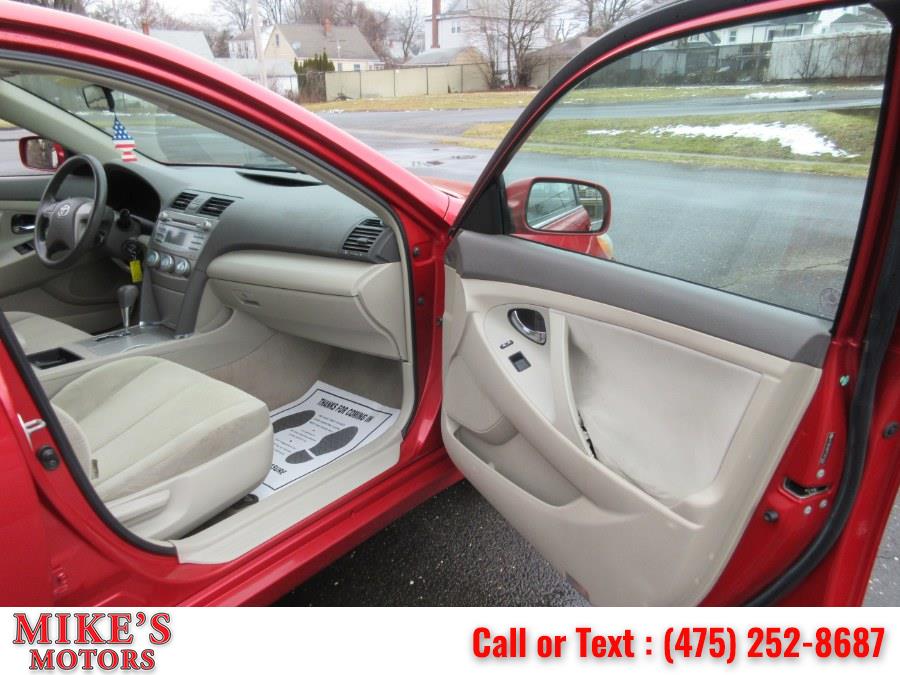 2007 Toyota Camry 4dr Sdn I4 Auto LE (Natl), available for sale in Stratford, Connecticut | Mike's Motors LLC. Stratford, Connecticut 2007 Toyota Camry 4dr Sdn I4 Auto LE (Natl), available for sale in Stratford, Connecticut | Mike's Motors LLC. Stratford, Connecticut