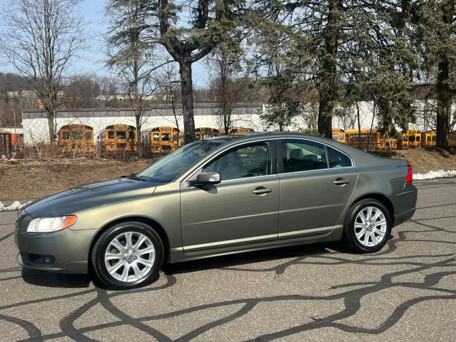 2009 Volvo S80 4dr Sdn I6 FWD, available for sale in Waterbury, Connecticut | Platinum Auto Care. Waterbury, Connecticut 2009 Volvo S80 4dr Sdn I6 FWD, available for sale in Waterbury, Connecticut | Platinum Auto Care. Waterbury, Connecticut
