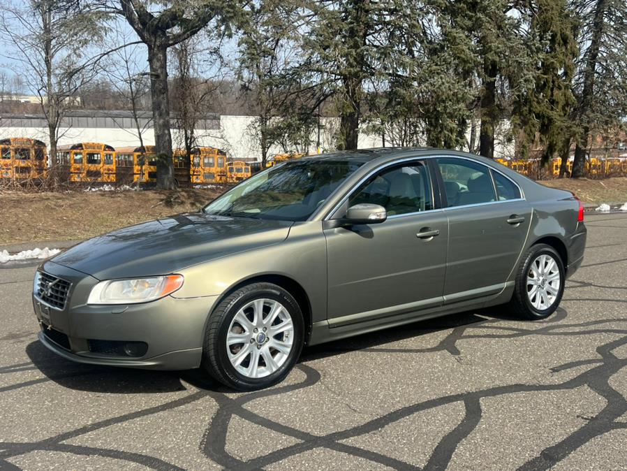 2009 Volvo S80 4dr Sdn I6 FWD, available for sale in Waterbury, Connecticut | Platinum Auto Care. Waterbury, Connecticut 2009 Volvo S80 4dr Sdn I6 FWD, available for sale in Waterbury, Connecticut | Platinum Auto Care. Waterbury, Connecticut