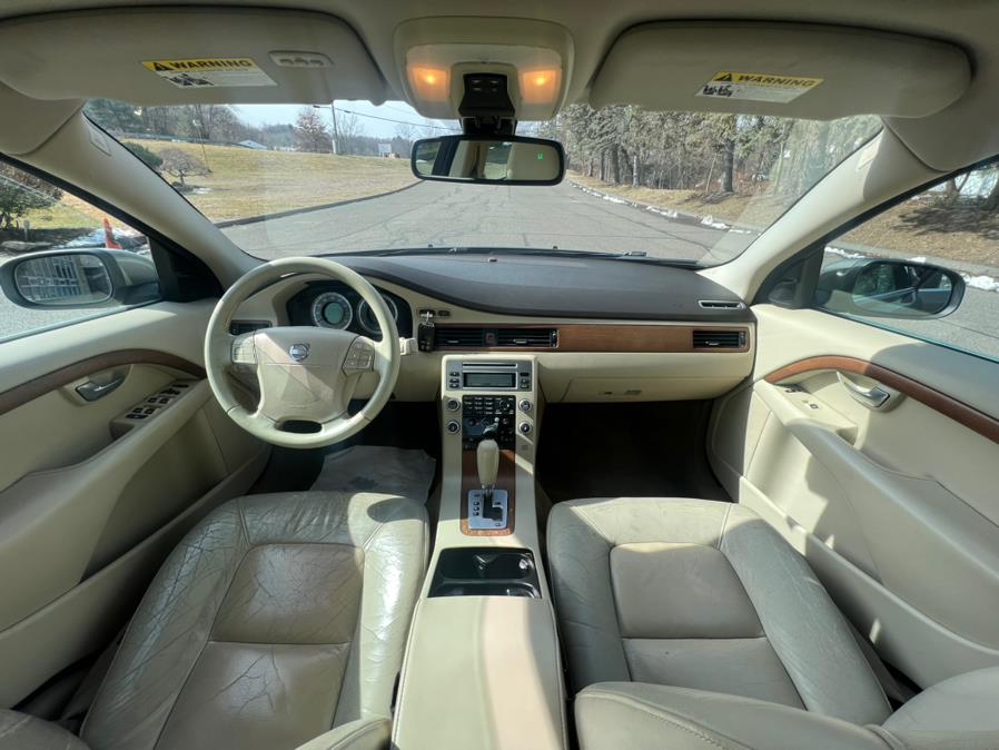 2009 Volvo S80 4dr Sdn I6 FWD, available for sale in Waterbury, Connecticut | Platinum Auto Care. Waterbury, Connecticut 2009 Volvo S80 4dr Sdn I6 FWD, available for sale in Waterbury, Connecticut | Platinum Auto Care. Waterbury, Connecticut