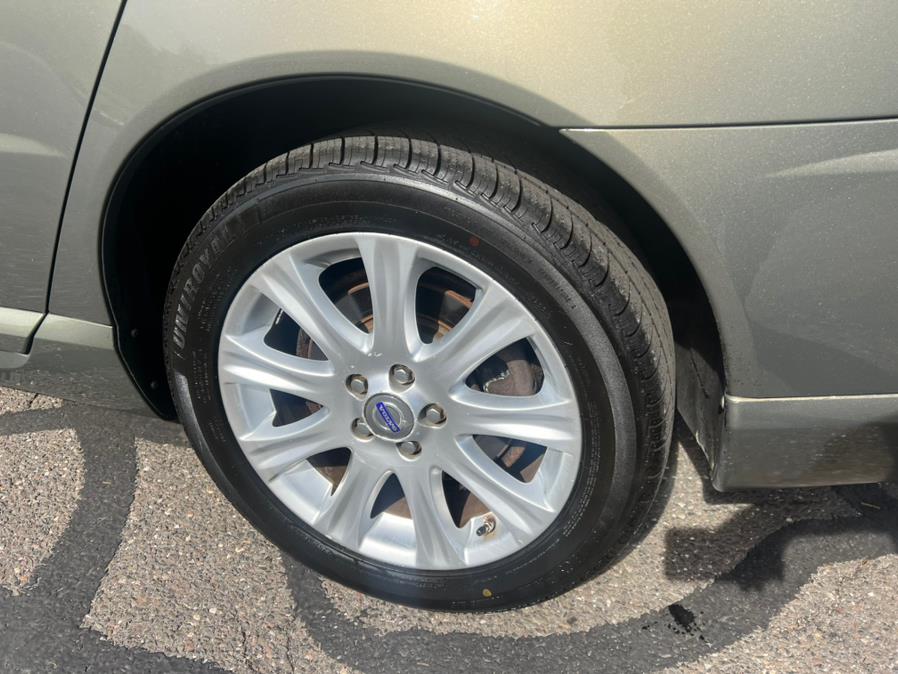 2009 Volvo S80 4dr Sdn I6 FWD, available for sale in Waterbury, Connecticut | Platinum Auto Care. Waterbury, Connecticut 2009 Volvo S80 4dr Sdn I6 FWD, available for sale in Waterbury, Connecticut | Platinum Auto Care. Waterbury, Connecticut