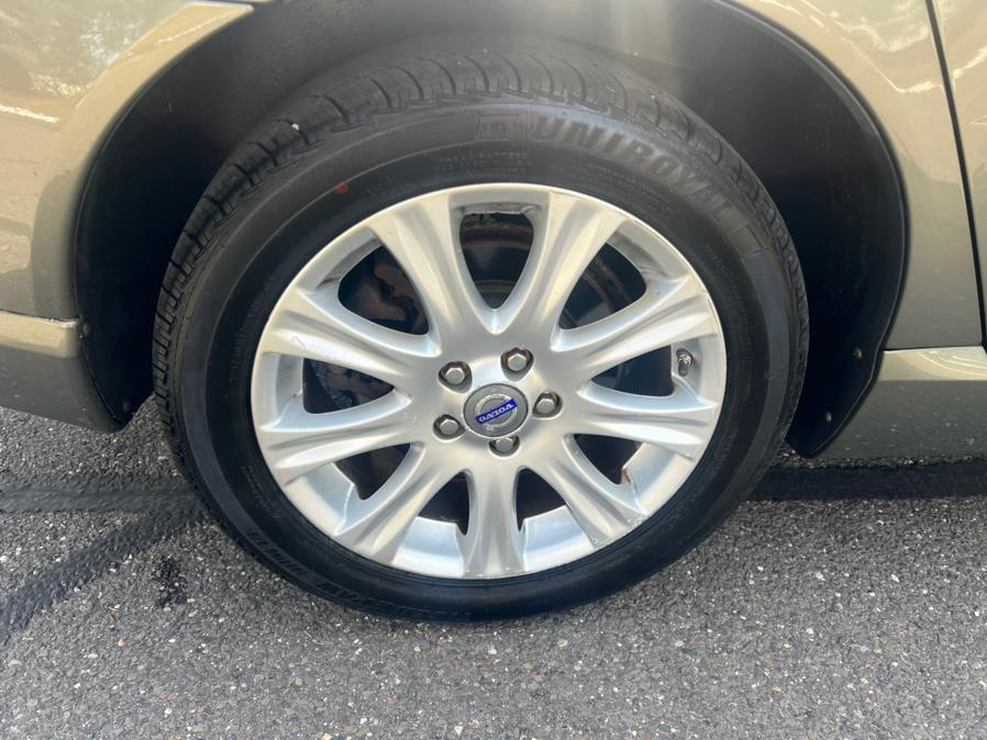 2009 Volvo S80 4dr Sdn I6 FWD, available for sale in Waterbury, Connecticut | Platinum Auto Care. Waterbury, Connecticut 2009 Volvo S80 4dr Sdn I6 FWD, available for sale in Waterbury, Connecticut | Platinum Auto Care. Waterbury, Connecticut
