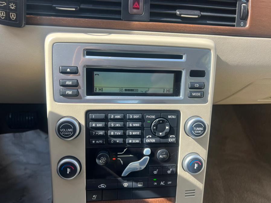 2009 Volvo S80 4dr Sdn I6 FWD, available for sale in Waterbury, Connecticut | Platinum Auto Care. Waterbury, Connecticut 2009 Volvo S80 4dr Sdn I6 FWD, available for sale in Waterbury, Connecticut | Platinum Auto Care. Waterbury, Connecticut