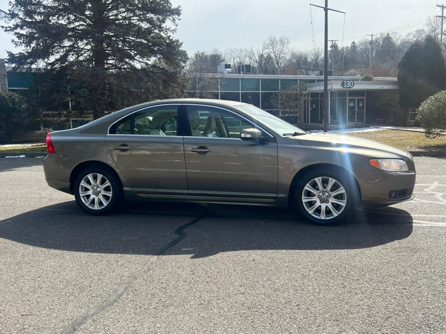 2009 Volvo S80 4dr Sdn I6 FWD, available for sale in Waterbury, Connecticut | Platinum Auto Care. Waterbury, Connecticut 2009 Volvo S80 4dr Sdn I6 FWD, available for sale in Waterbury, Connecticut | Platinum Auto Care. Waterbury, Connecticut